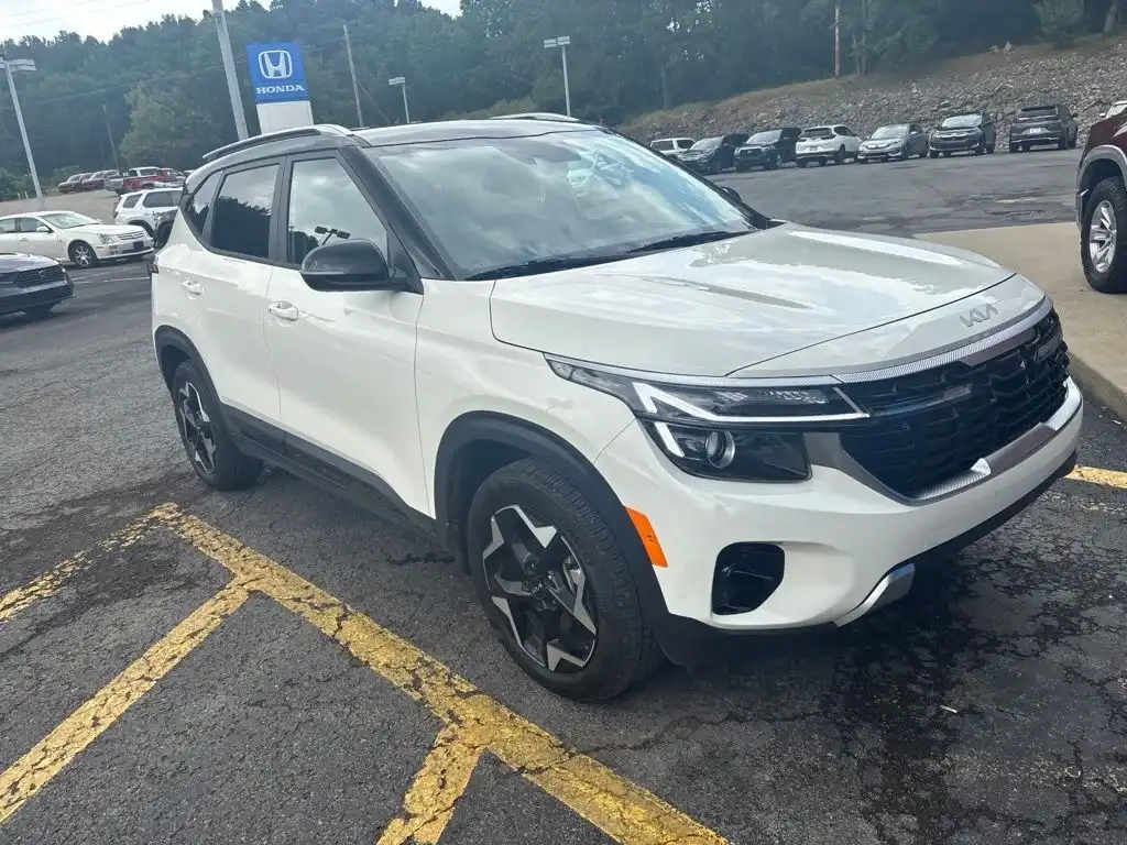2025 Kia Seltos 2.0 S AWD's photo