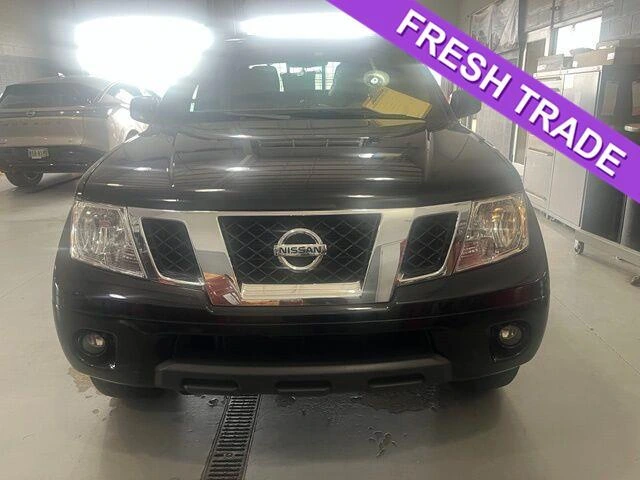 2021 Nissan Frontier SV Crew Cab 4WD SWB's photo