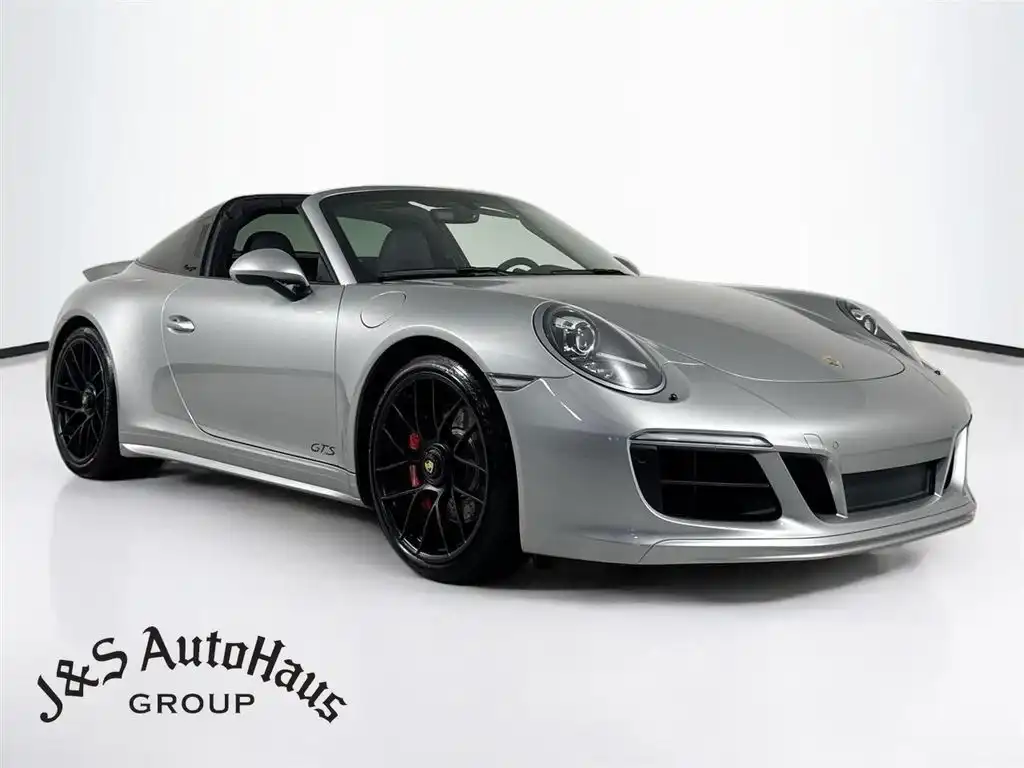 2018 Porsche 911 Targa 4 GTS's photo