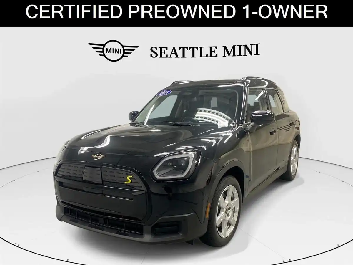 2025 MINI Countryman SE ALL4's photo