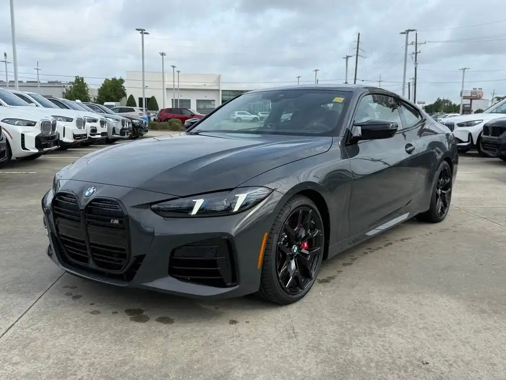2027 BMW 4 Series M440i Coupe's photo