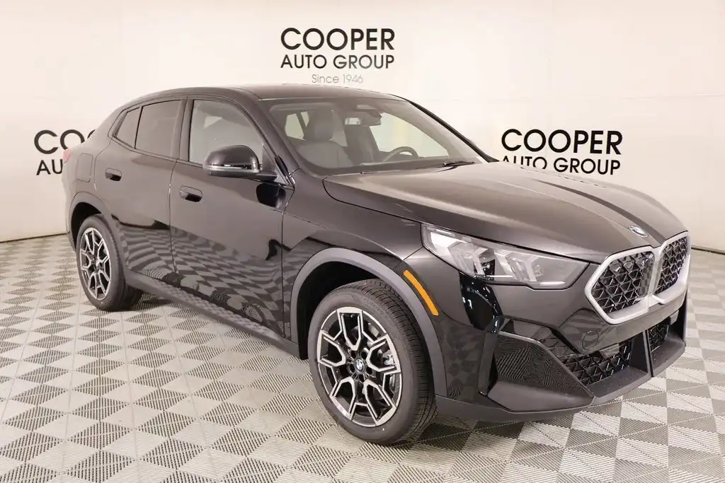 2026 BMW X2 xDrive28i's photo