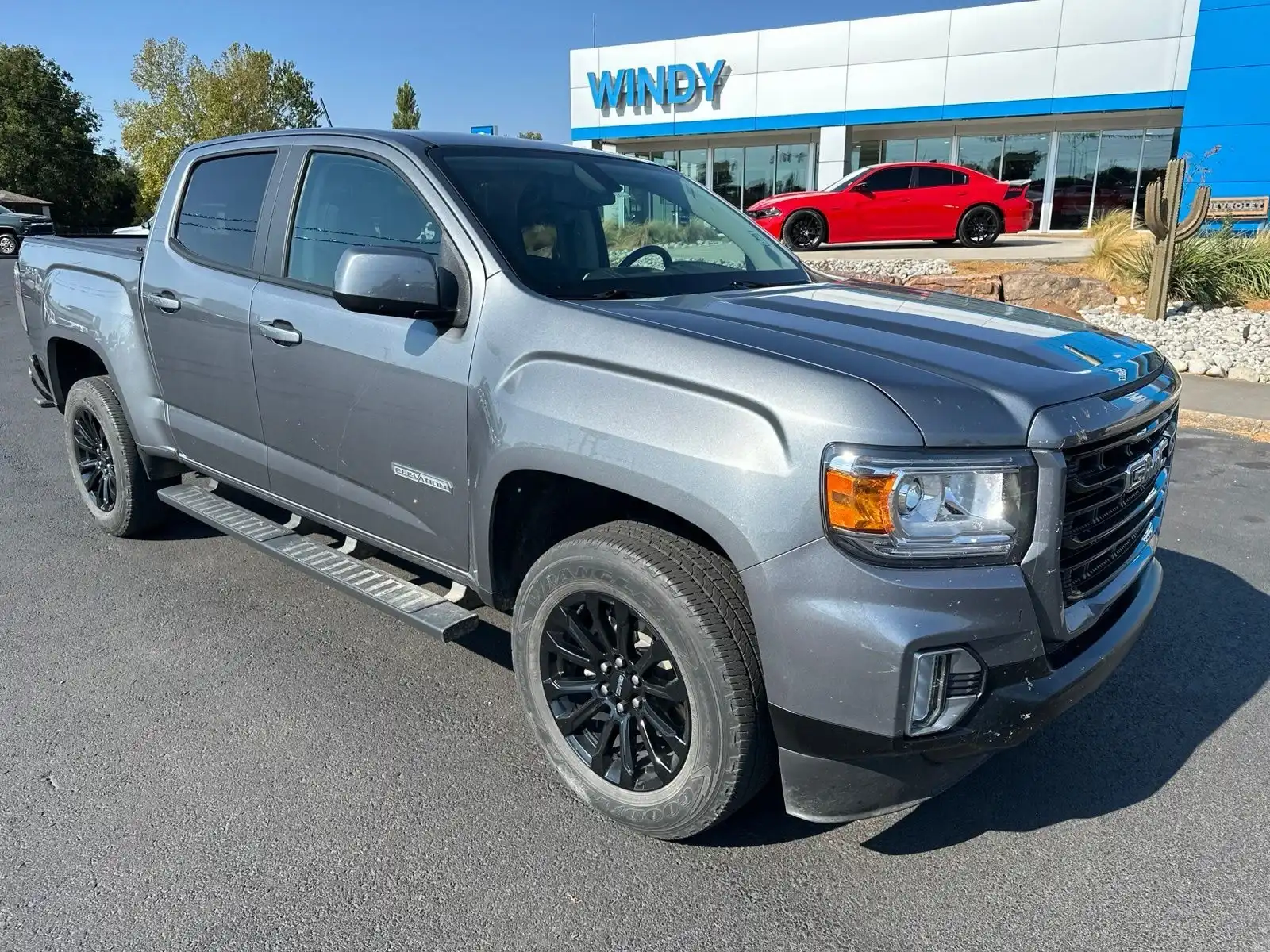 2022 GMC Canyon Elevation 4WD Crew Cab Short Box's photo