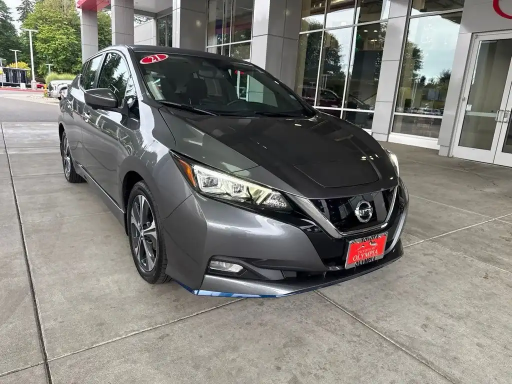 2021 Nissan Leaf SV Plus's photo