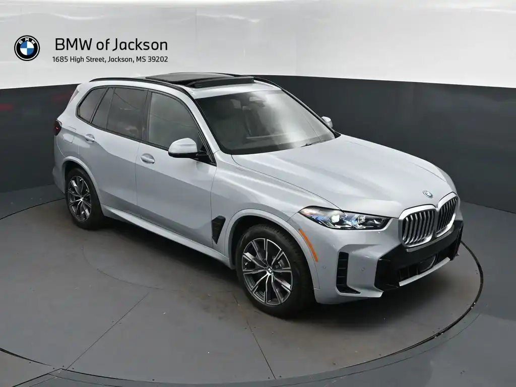 2026 BMW X5 xDrive50e's photo