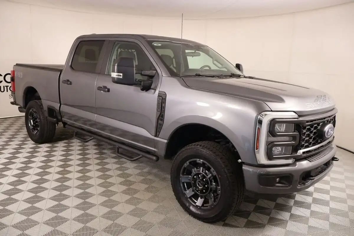 2024 Ford F-250 XL 4WD Crew Cab 6-3/4' Box's photo