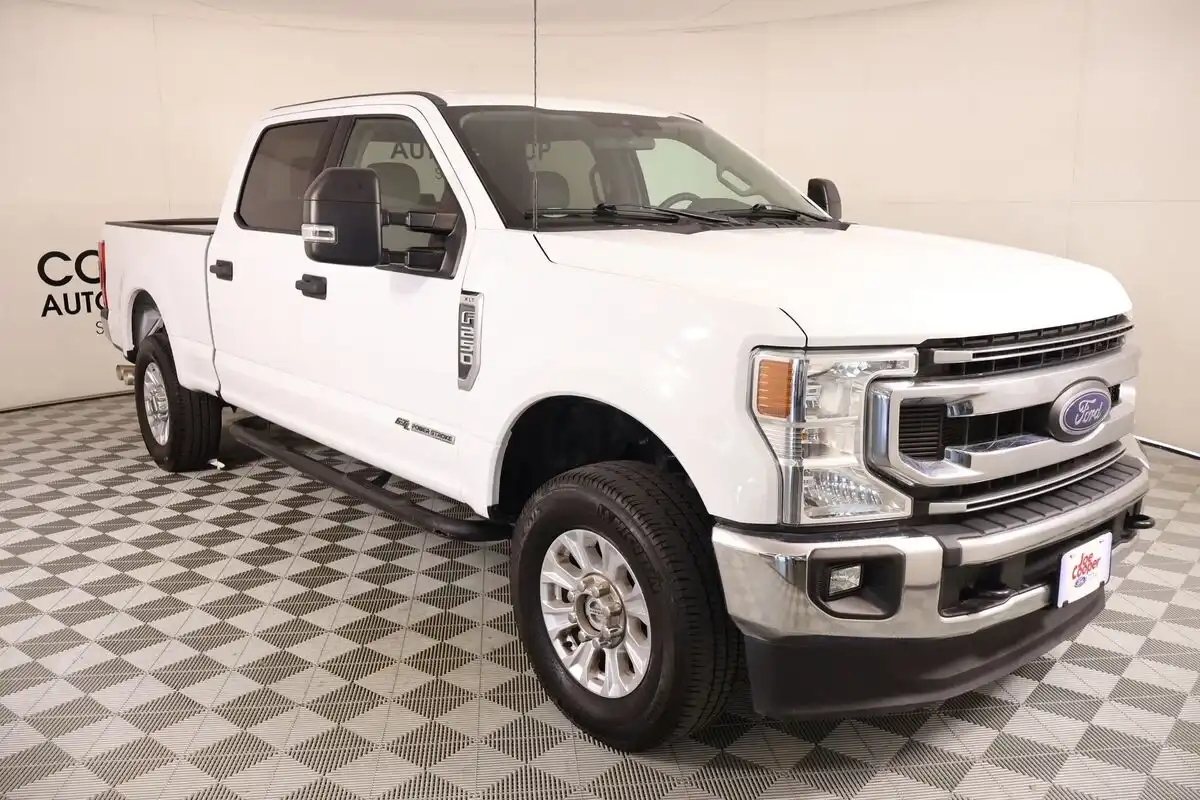 2022 Ford F-250 XL 4WD Crew Cab 8' Box's photo