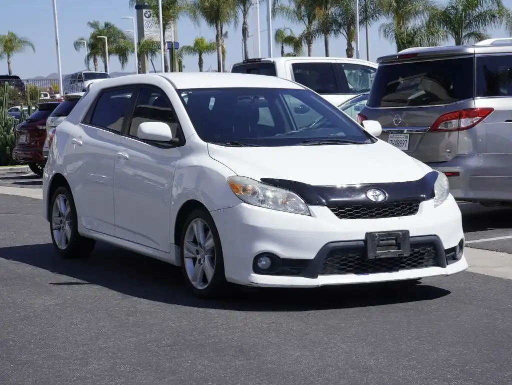 2013 Toyota Matrix S AT's photo