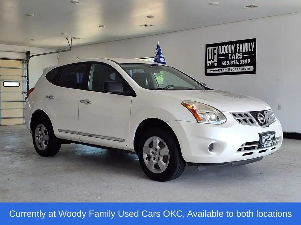 2013 Nissan Rogue S FWD's photo