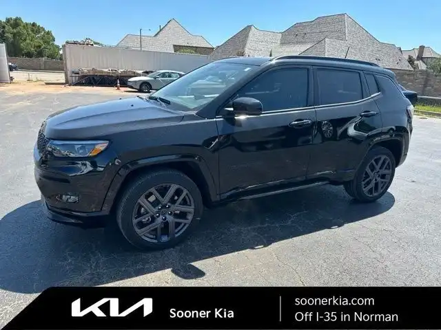 2025 Jeep Compass Limited 4X4's photo