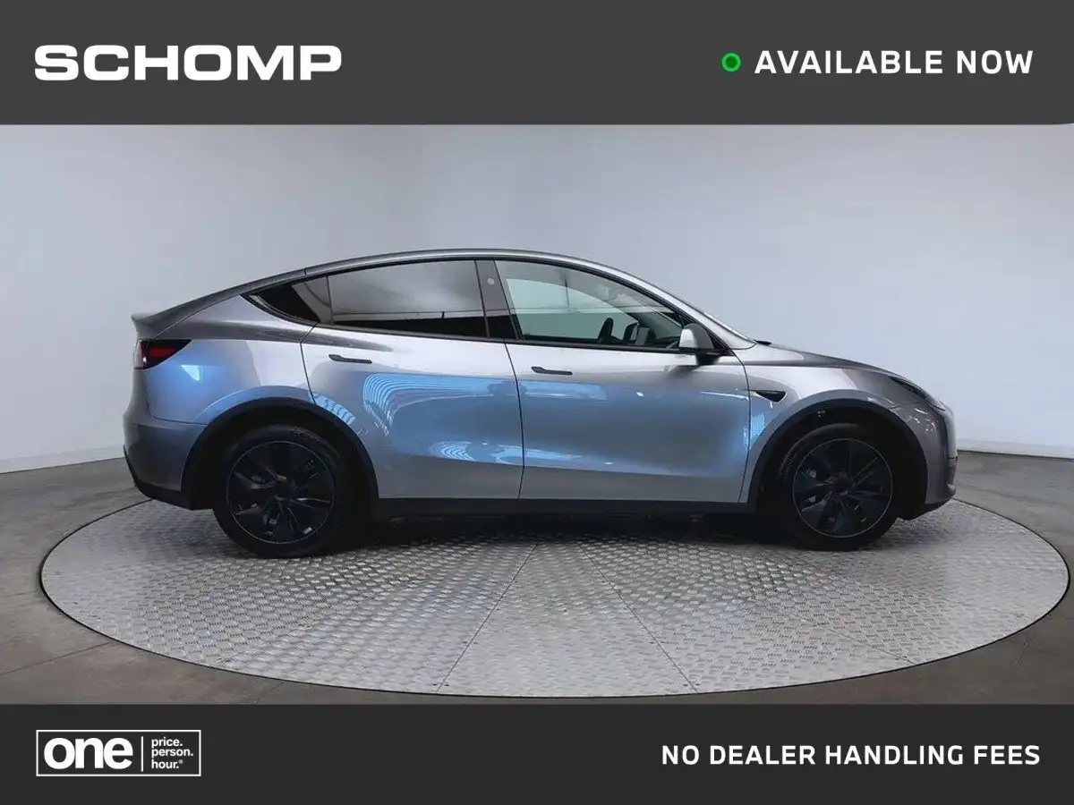 2025 Tesla Model Y Long Range Dual Motor All-Wheel Drive's photo