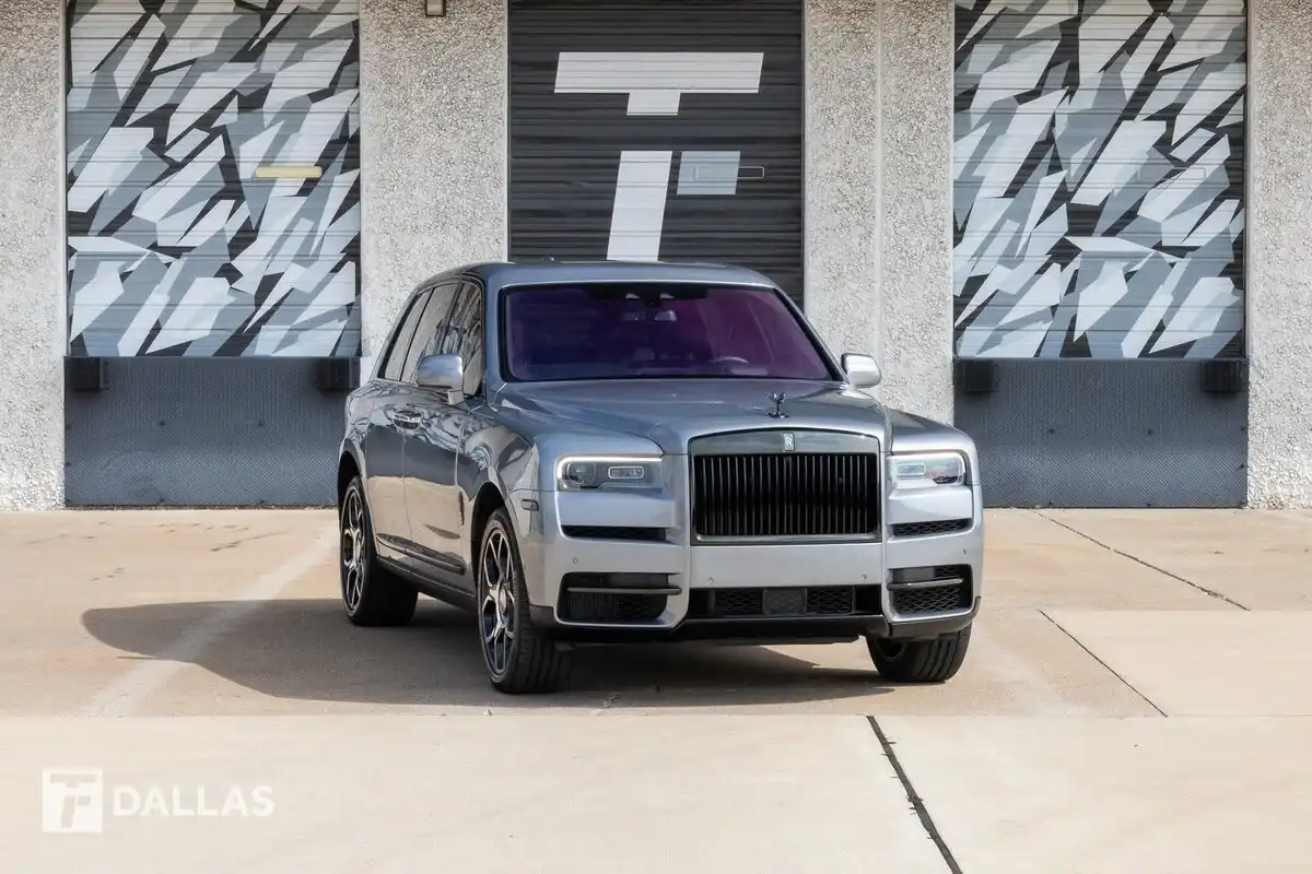 2022 Rolls-Royce Cullinan Black Badge's photo