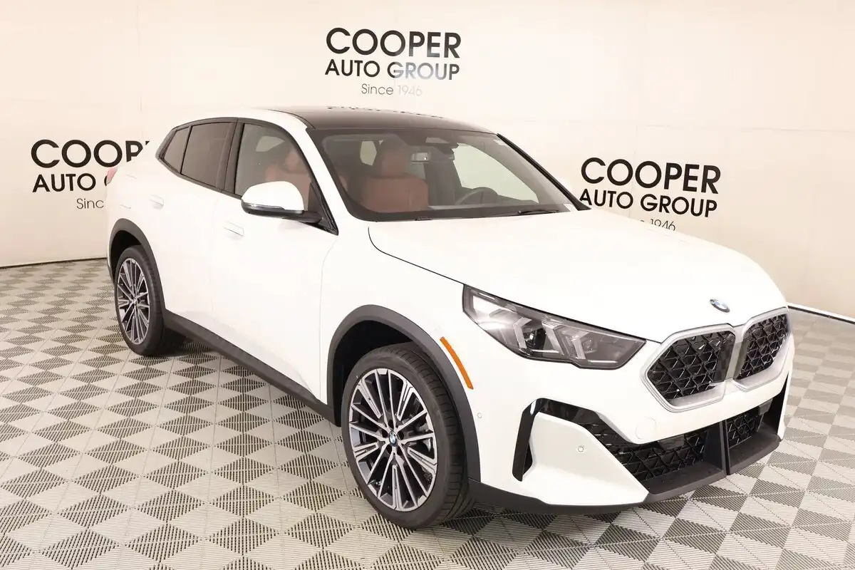 2026 BMW X2 xDrive28i's photo