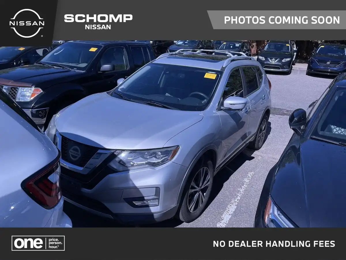 2017 Nissan Rogue SL AWD's photo