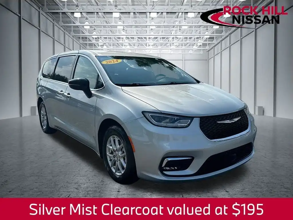 2024 Chrysler Pacifica Touring L's photo