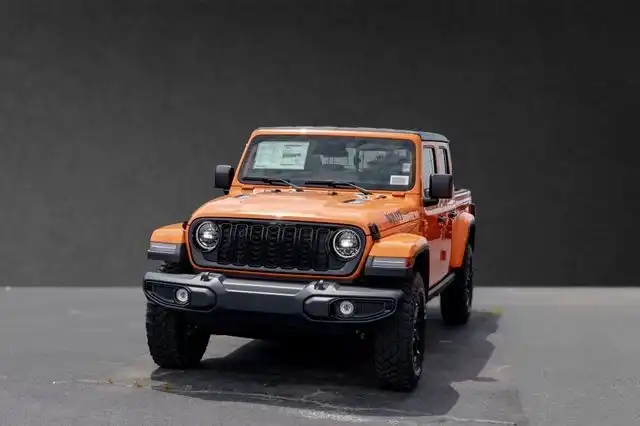 2026 Jeep Gladiator Willys Auto's photo