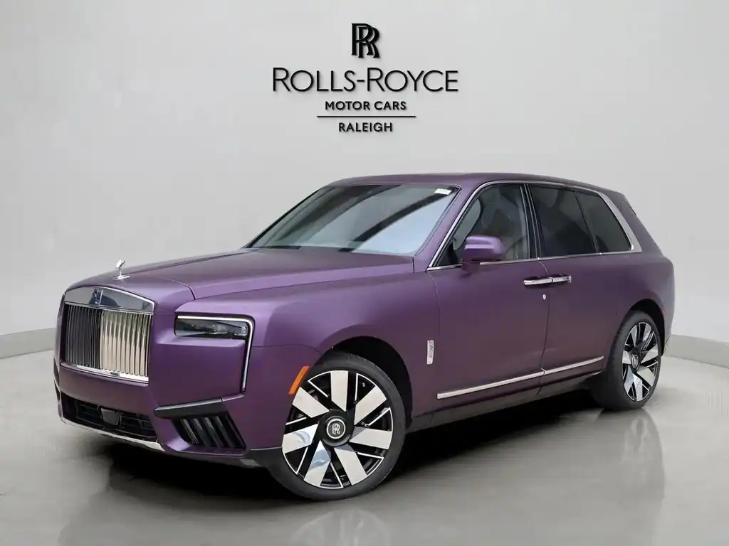 2025 Rolls-Royce Cullinan Base's photo