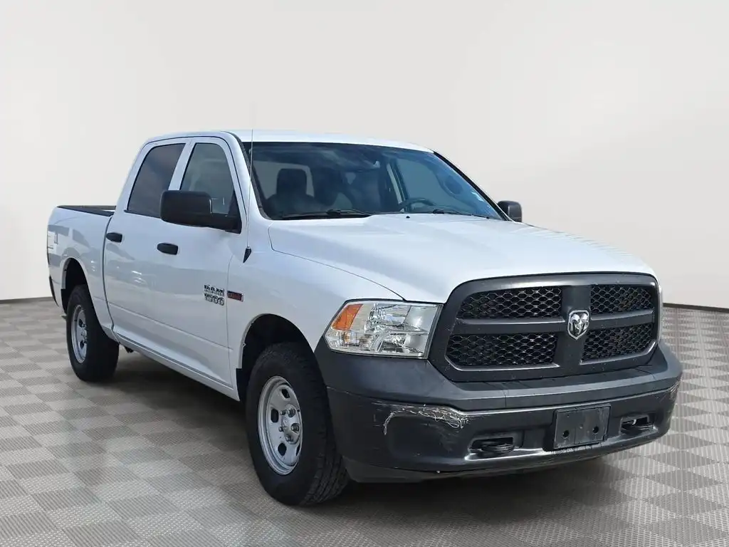 2016 RAM 1500 Tradesman 4x4 Crew Cab 5'7's photo