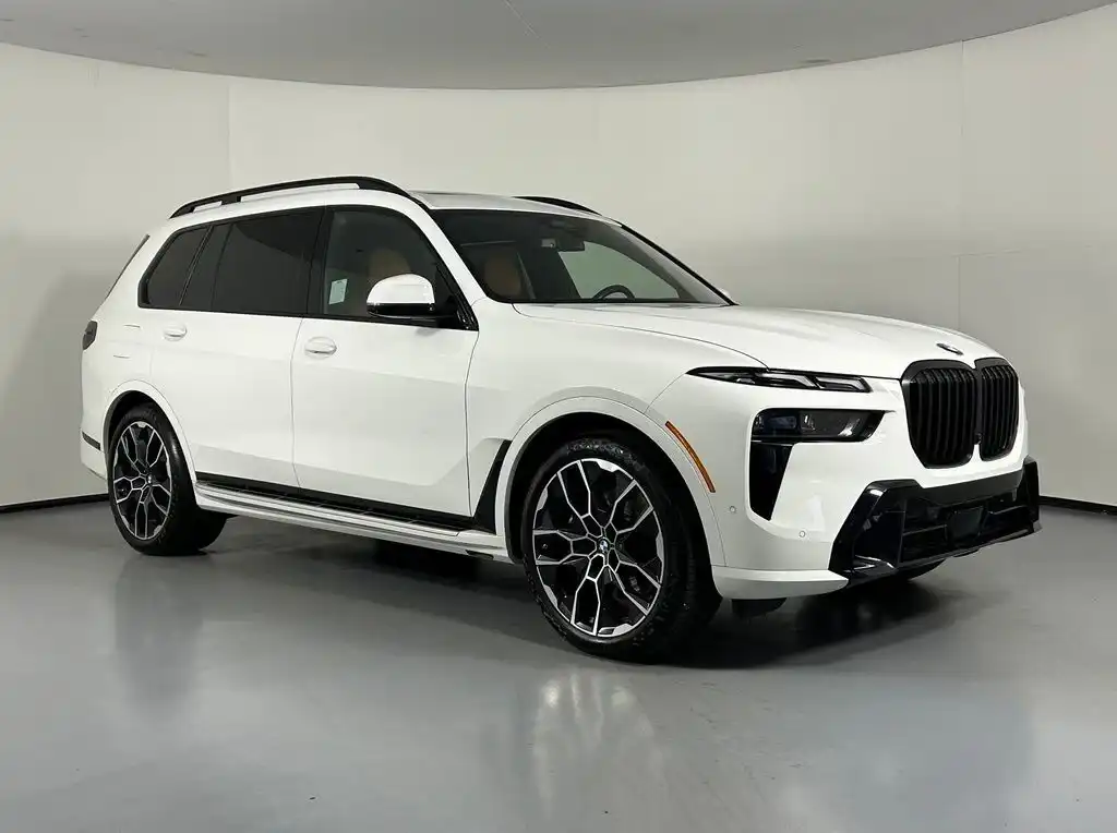 2024 BMW X7 xDrive40i's photo