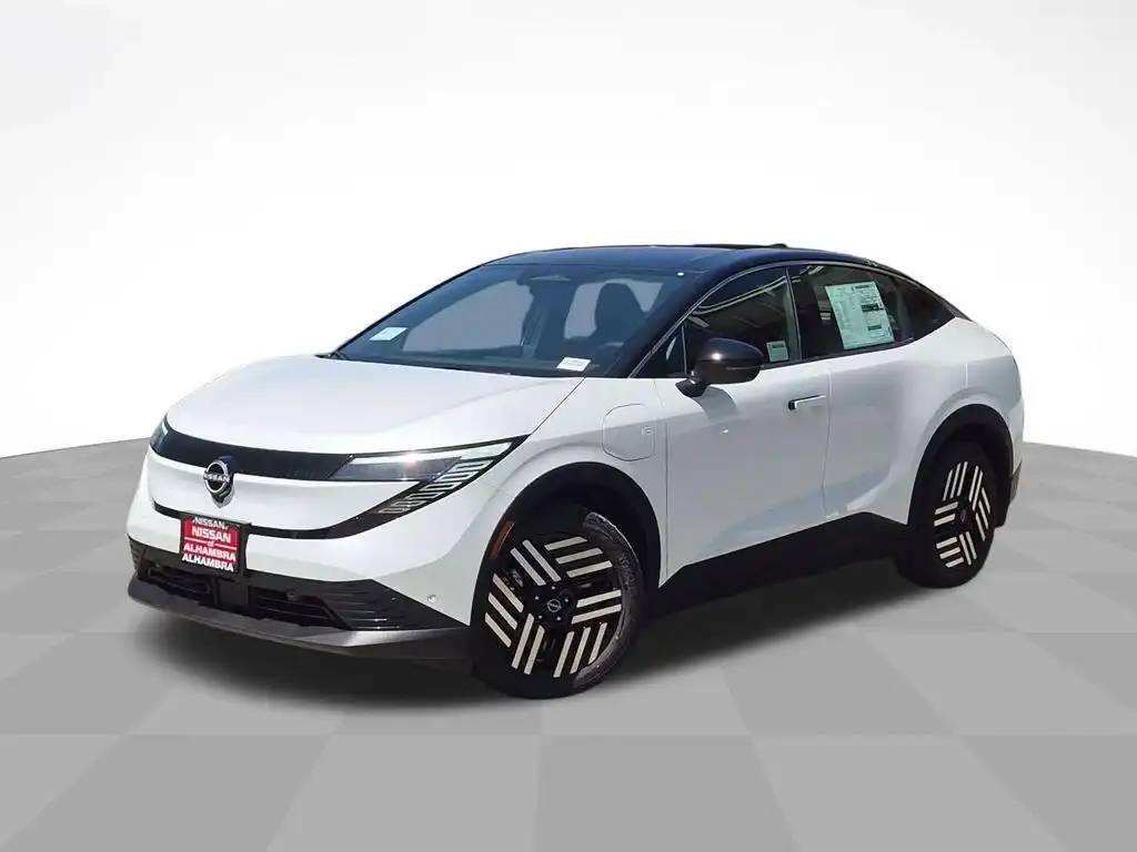 2026 Nissan Leaf SV Plus's photo