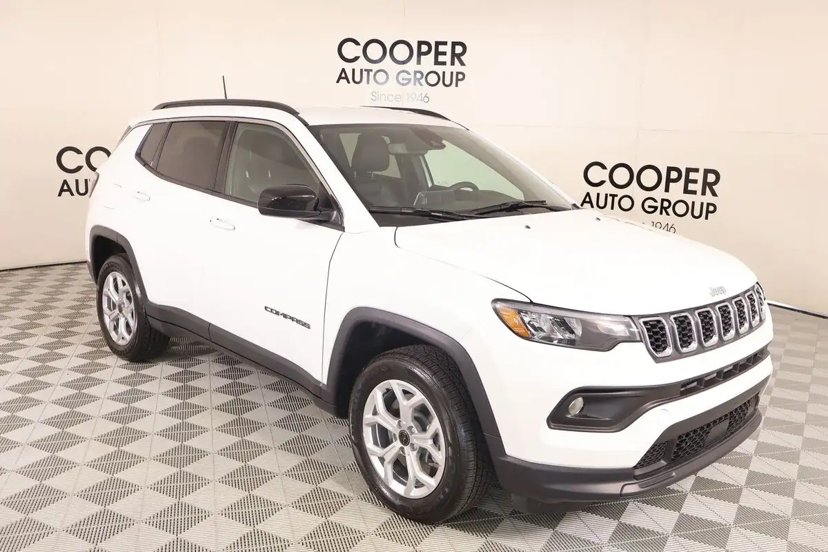 2025 Jeep Compass Latitude 4WD's photo