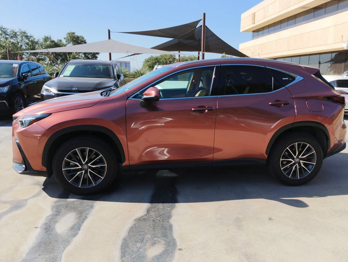 2025 Lexus NX 350 250 Premium FWD's photo