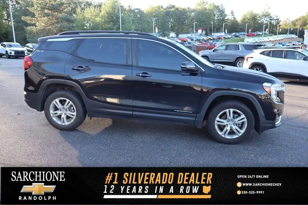 2022 GMC Terrain SLE AWD's photo