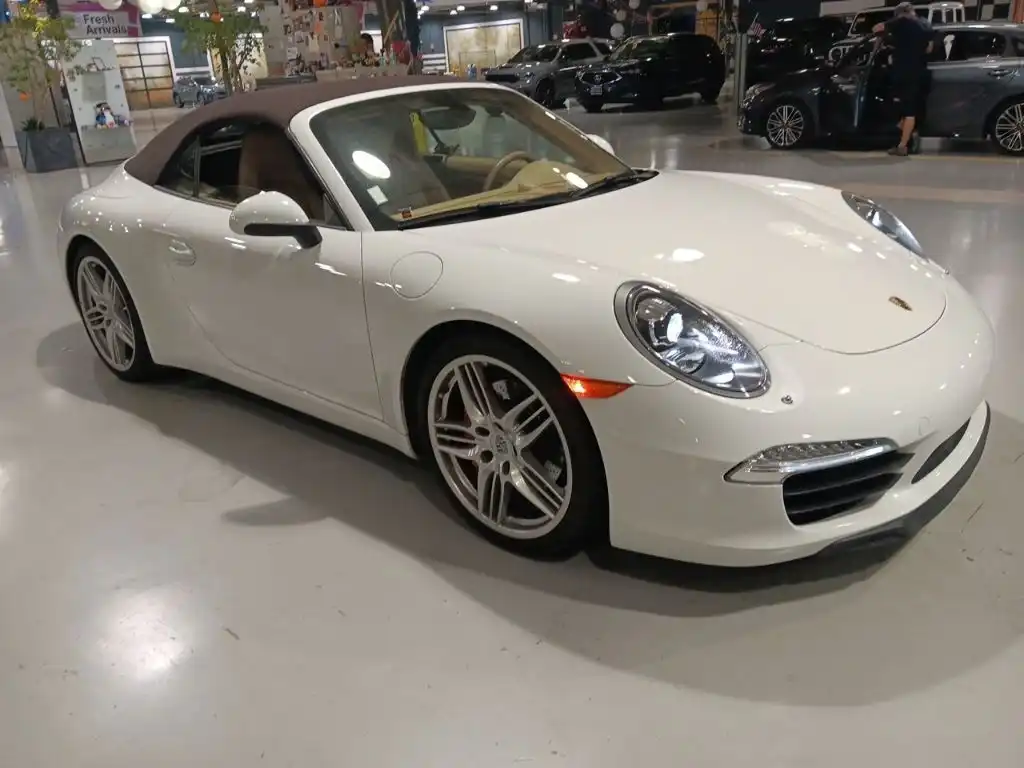 2014 Porsche 911 Carrera S Cabriolet's photo