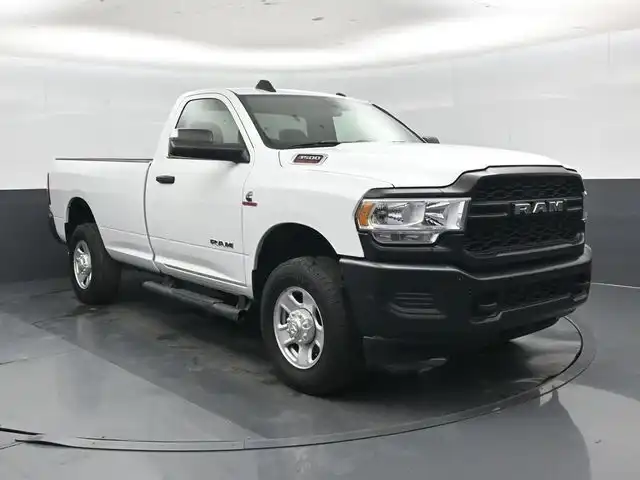 2022 RAM 3500 Tradesman 4X4 Regular cab's photo