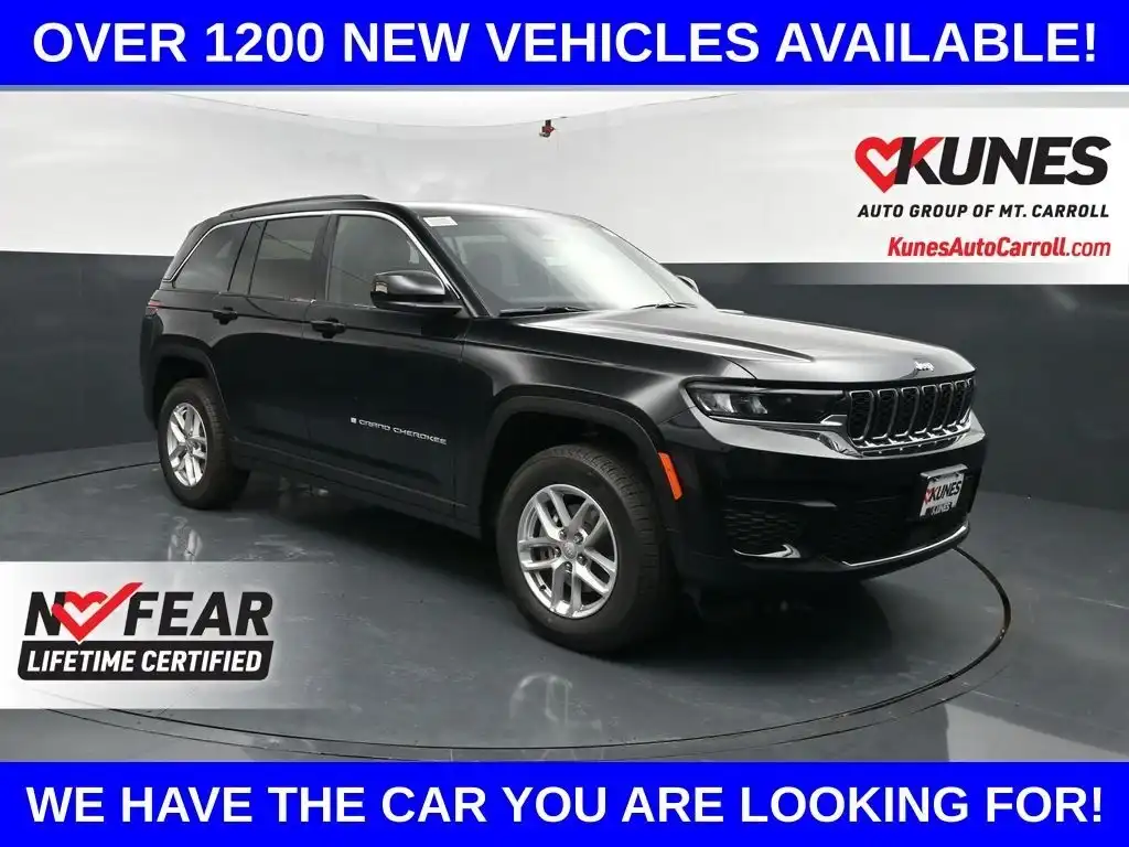2026 Jeep Grand Cherokee Laredo X 4x4's photo