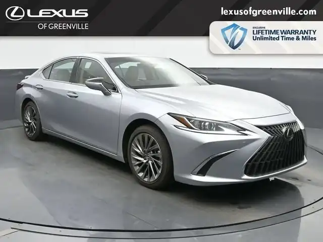 2024 Lexus ES 300h 300h Luxury's photo