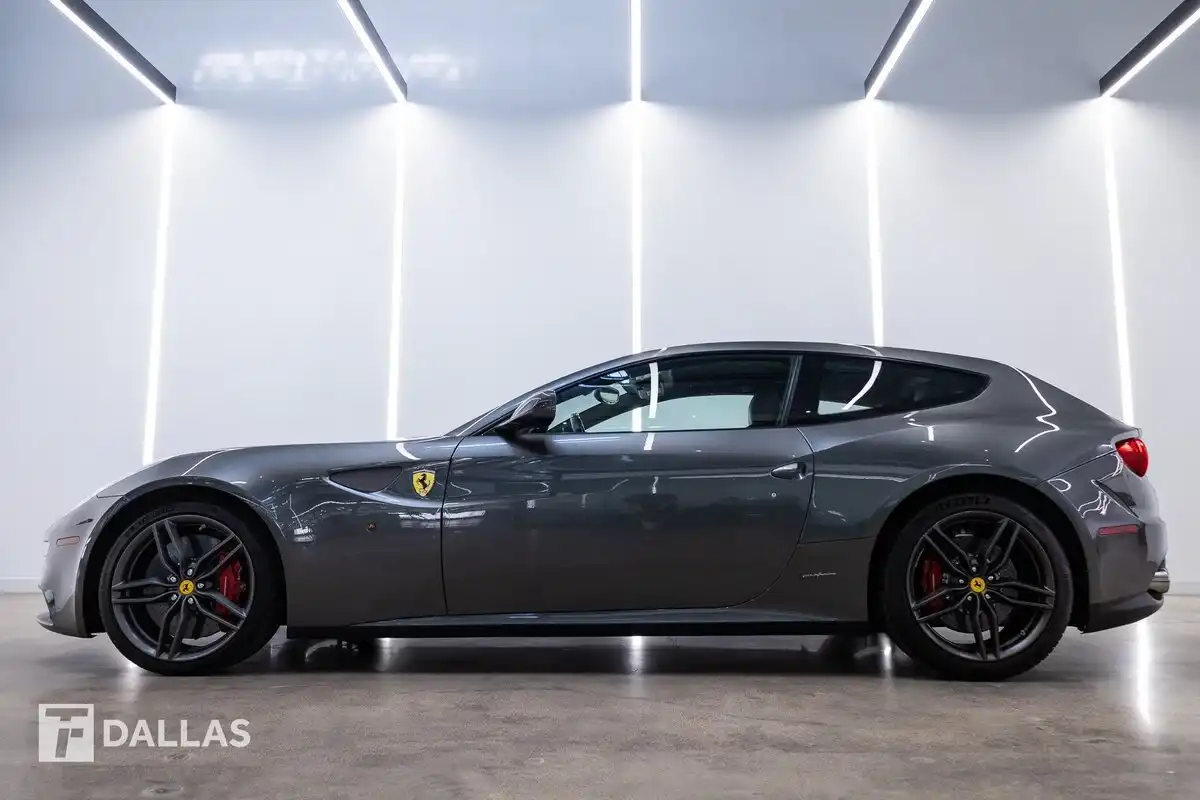 2012 Ferrari FF Base's photo