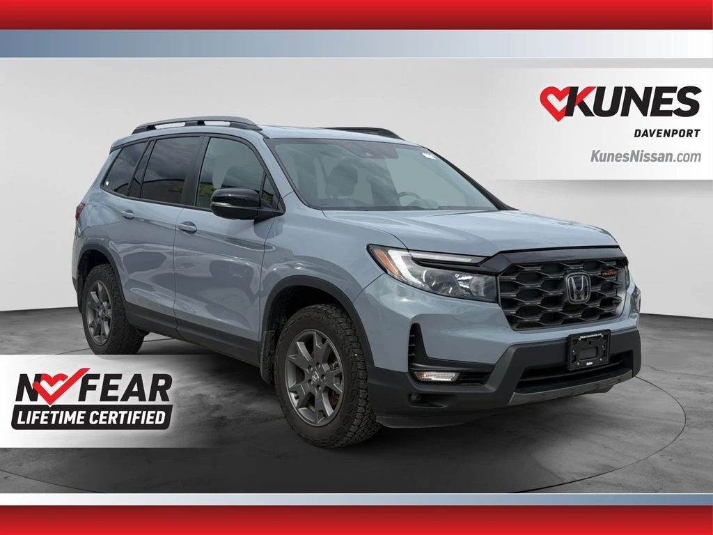 2025 Honda Passport 3.5 TrailSport 4WD Auto's photo