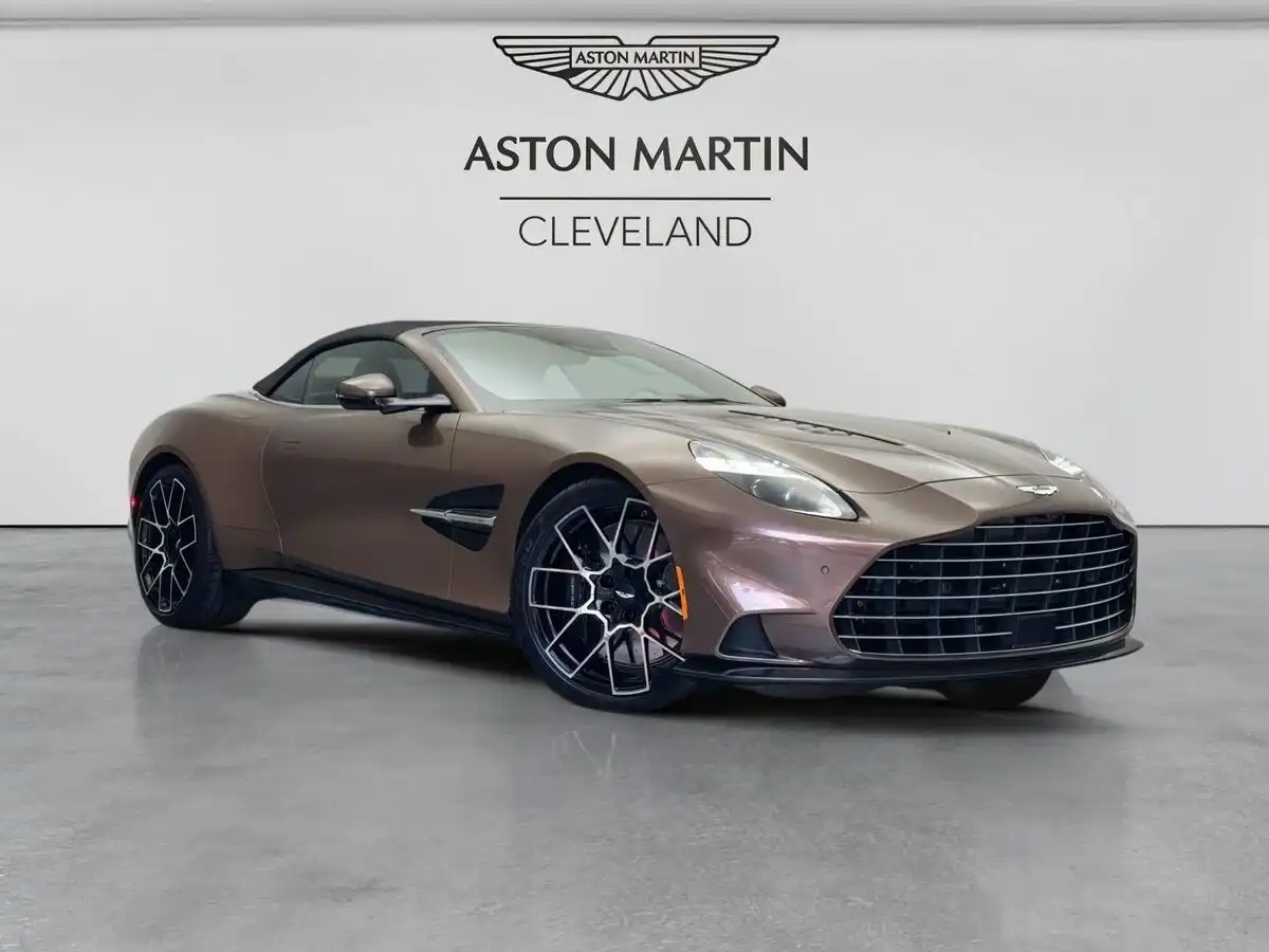 2026 Aston Martin Vanquish Volante's photo
