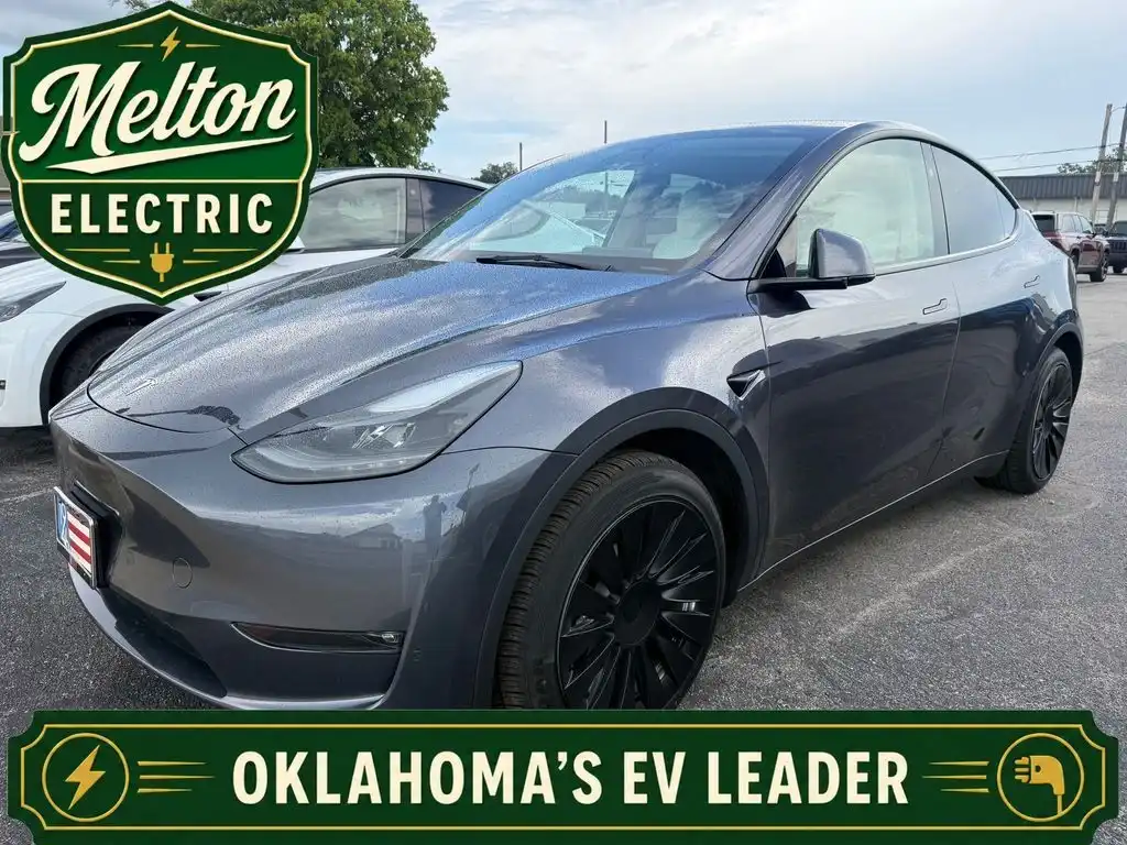 2023 Tesla Model Y Long Range Dual Motor All-Wheel Drive's photo
