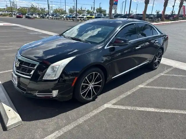 2016 Cadillac XTS 3.6L Luxury FWD Collection's photo