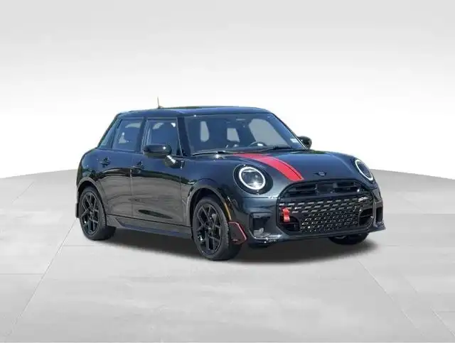 2026 MINI Hardtop Cooper S's photo
