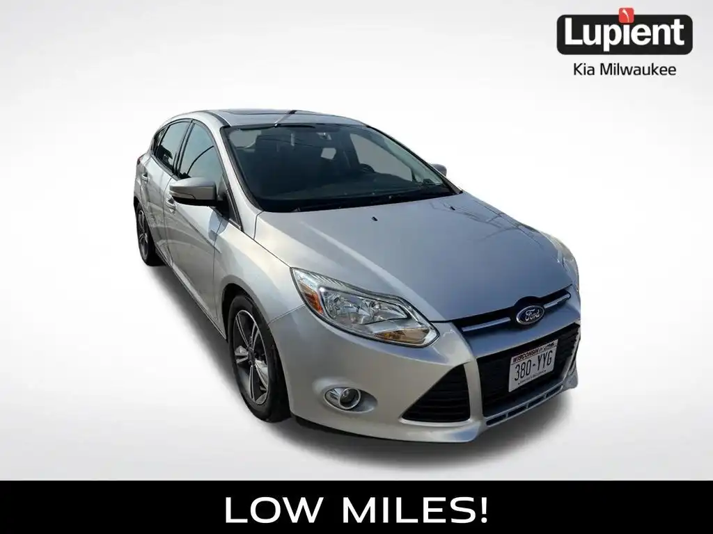 2014 Ford Focus 5 Door Hatch SE's photo