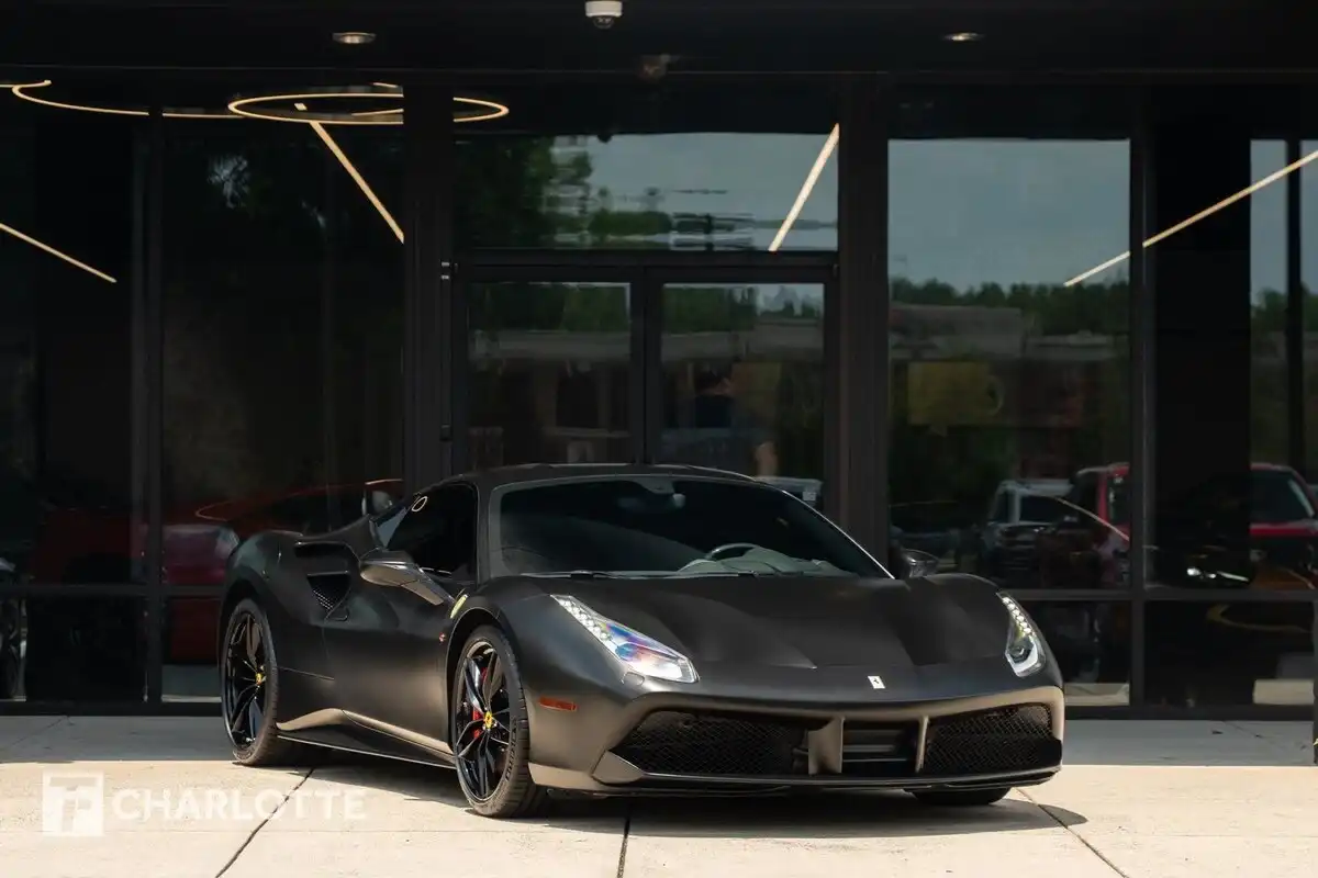 2019 Ferrari 488 Base's photo