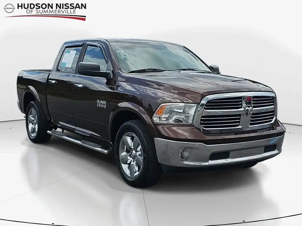2015 RAM 1500 Big Horn/Lone Star 4x4 Crew Cab's photo