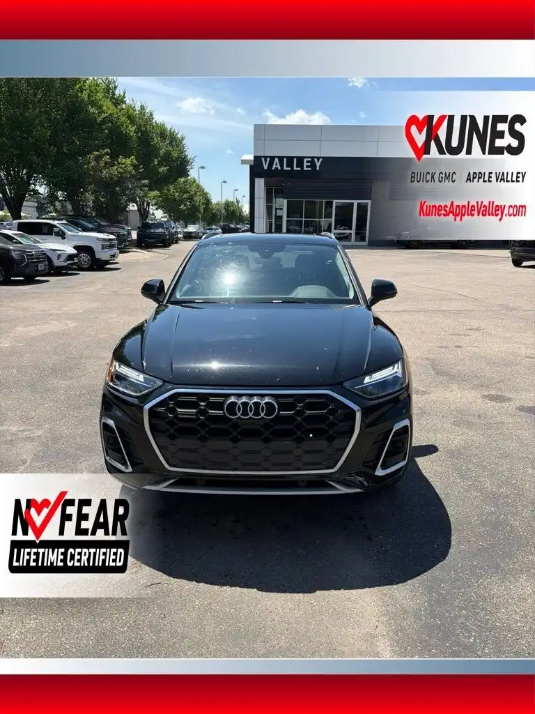 2024 Audi Q5 45 Premium Plus's photo