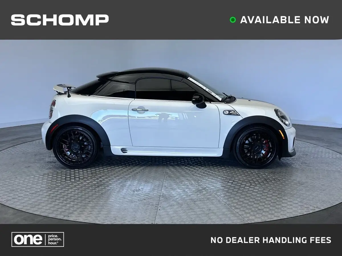 2013 MINI Cooper John Cooper Works Hardtop photo 1