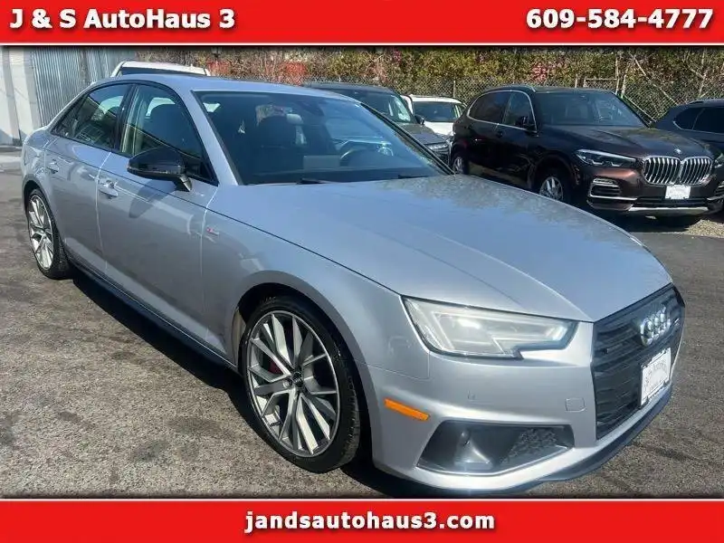 2019 Audi A4 2.0T quattro S tronic Premium Plus's photo