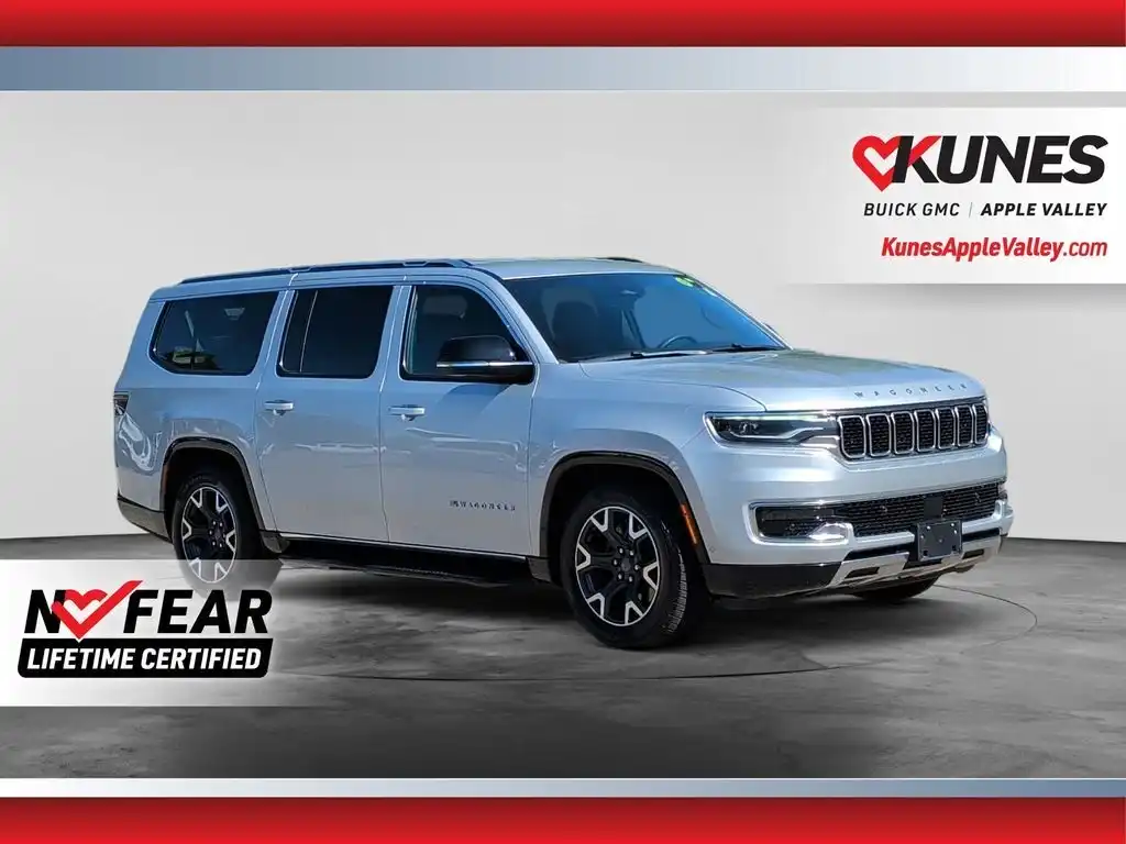 2024 Jeep Wagoneer L Series III 4WD's photo