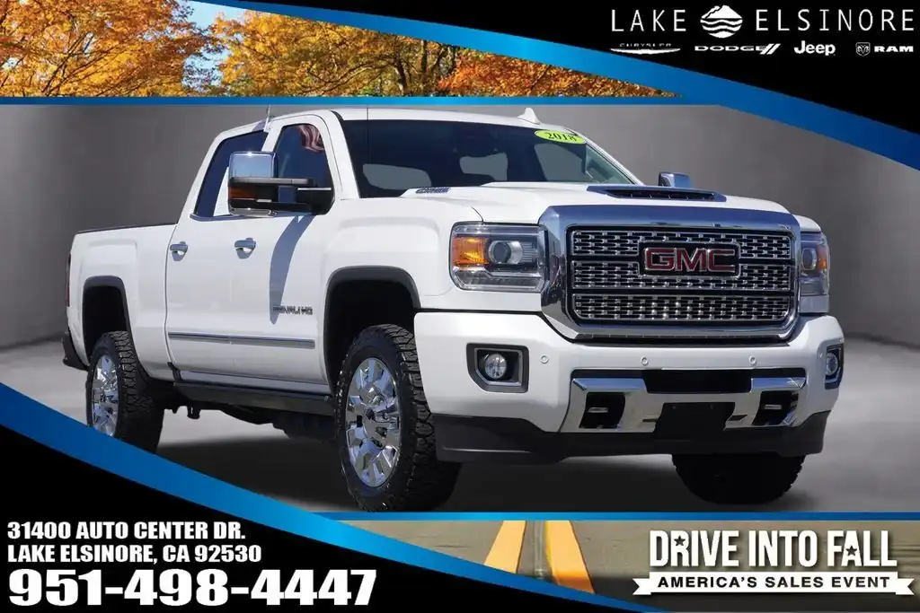2018 GMC Sierra Denali 4WD Crew Cab Standard Box's photo