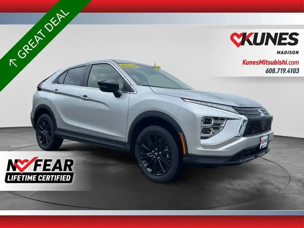 2025 Mitsubishi Eclipse Cross LE S-AWC's photo