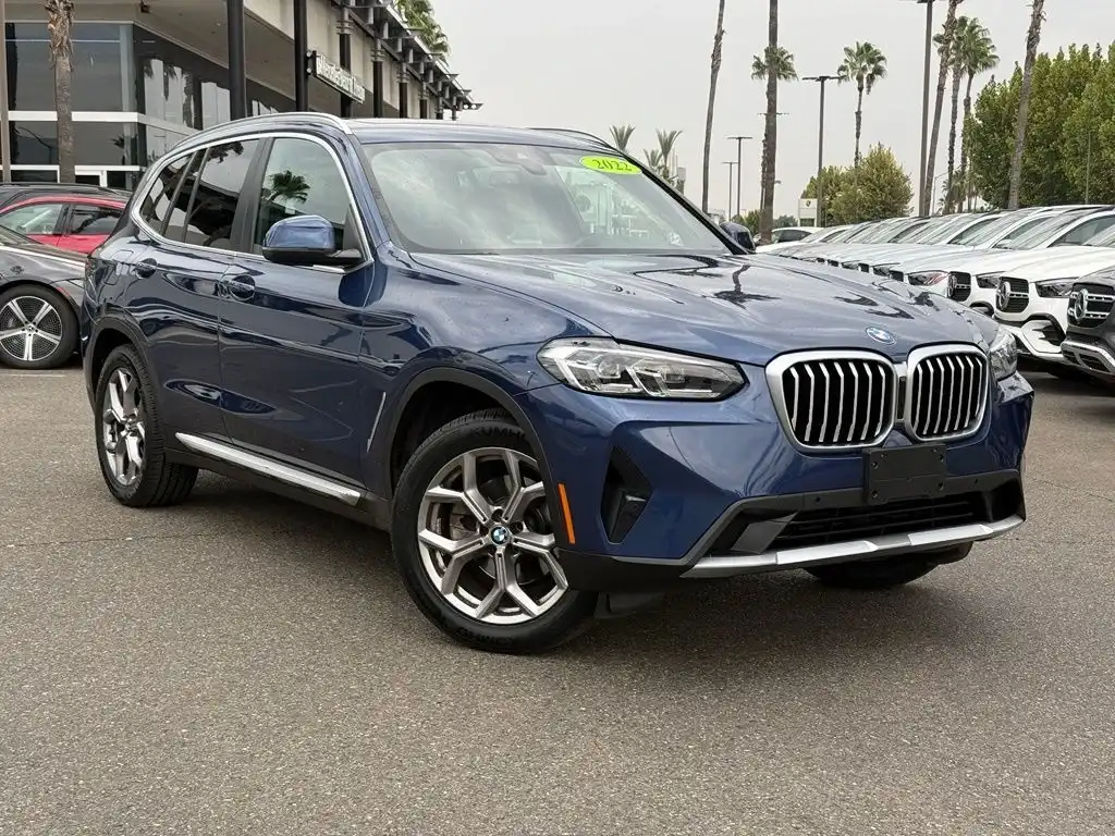 2022 BMW X3 sDrive30i's photo