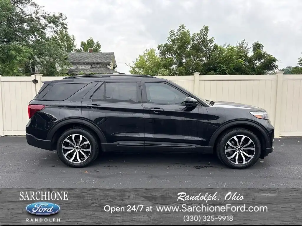 2020 Ford Explorer ST 4WD's photo