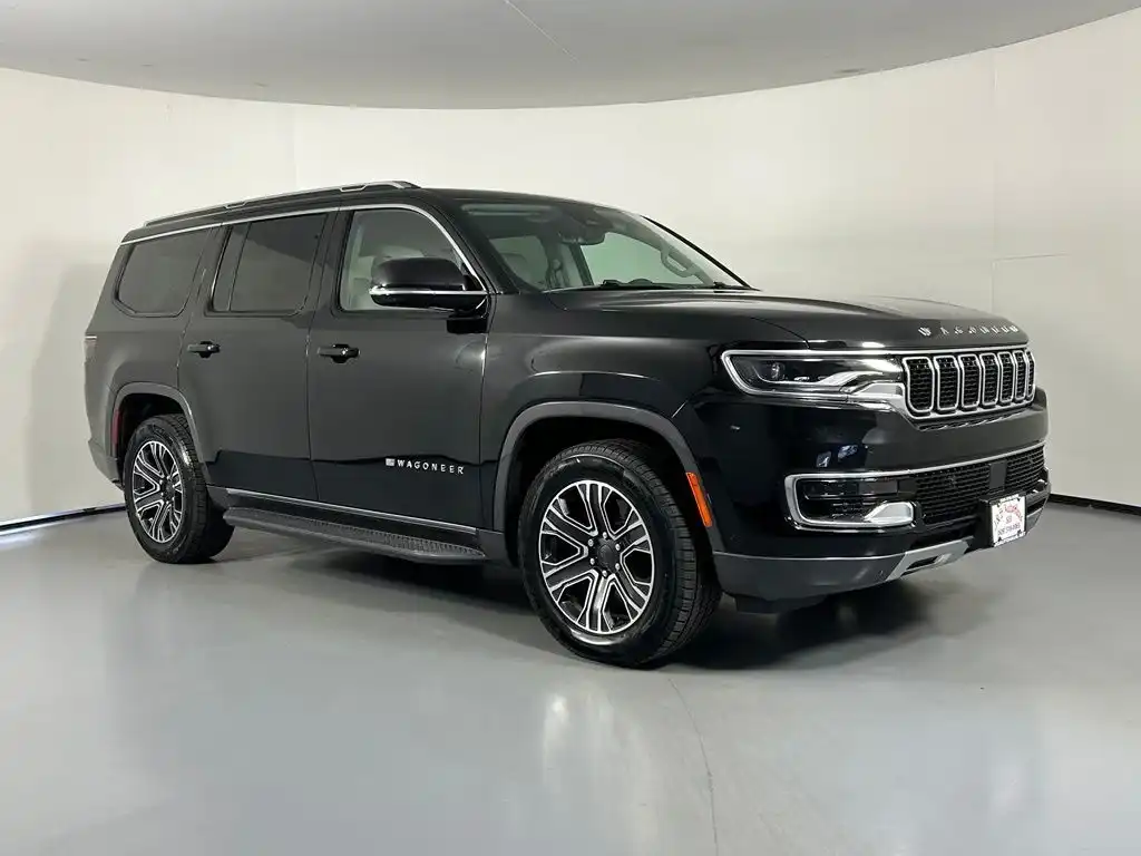 2022 Jeep Wagoneer Series III 4WD's photo