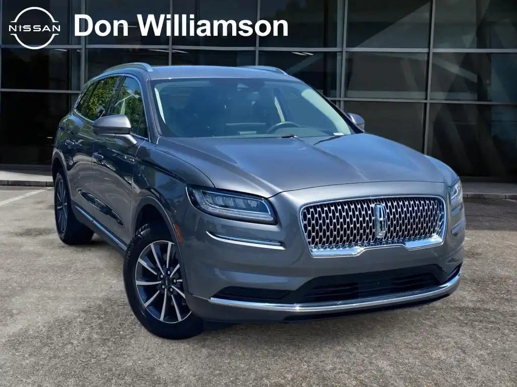 2021 Lincoln Nautilus FWD's photo